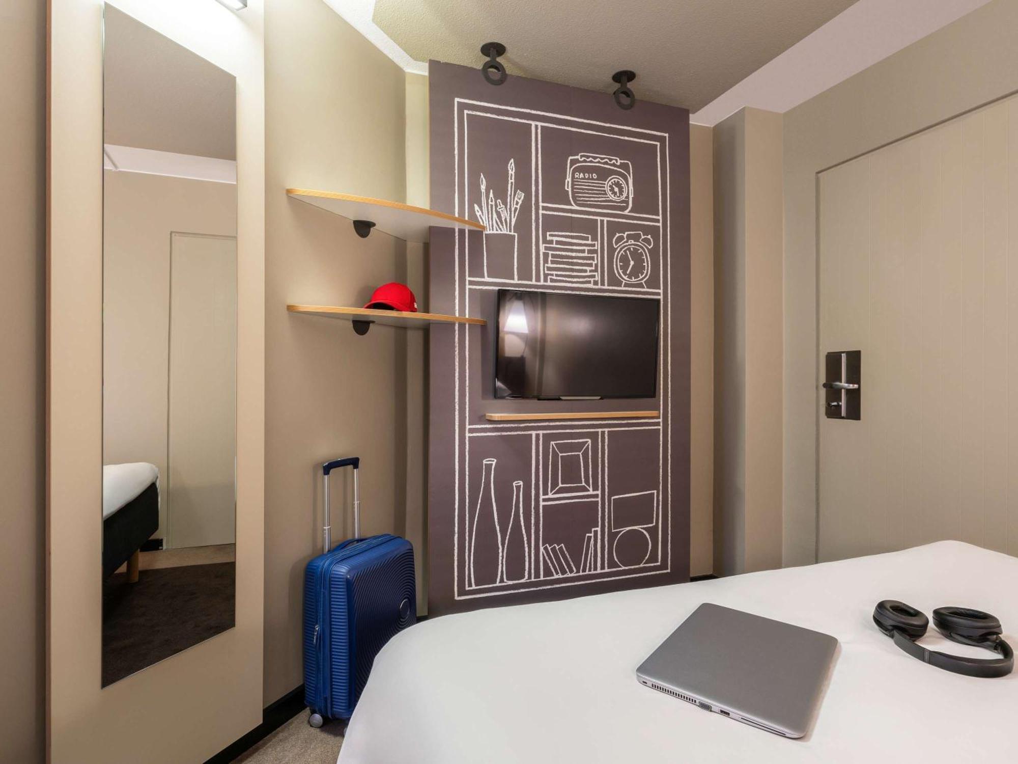 Ibis Centre 3*